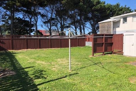 Photo of property in 400 Broadway, Miramar, Wellington, 6022