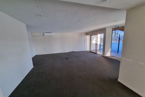 Photo of property in 27 Kaikoura Street, Maupuia, Wellington, 6022