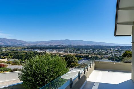 Photo of property in 1 Hawkdun Place, Bridge Hill, Alexandra, 9320