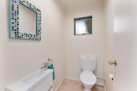 Photo of property in 243 Te Moana Road, Waikanae, 5036