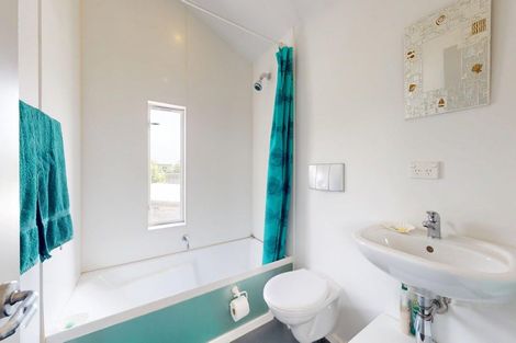 Photo of property in 30 Kent Avenue, Waitarere Beach, Levin, 5510