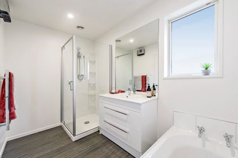 Photo of property in 58 Sandhurst Drive, Papamoa Beach, Papamoa, 3118