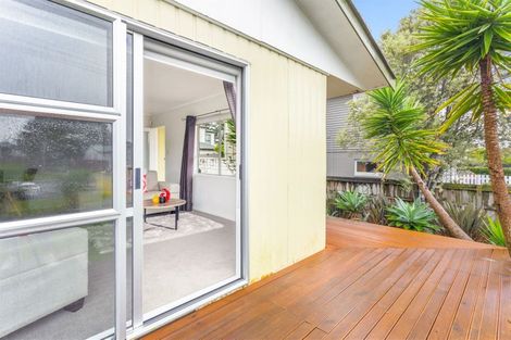 Photo of property in 1/322 Royal Road, Massey, Auckland, 0614