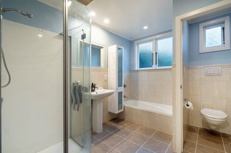 Photo of property in 76 West End Road, Westmere, Auckland, 1022