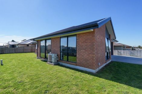 Photo of property in 48 Mcquarrie Street, Strathern, Invercargill, 9812