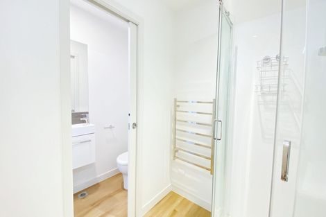 Photo of property in 2/46 Jane Maree Road, Kumeu, 0810