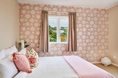 Photo of property in 25 Kiriwai Road, Paremata, Porirua, 5024