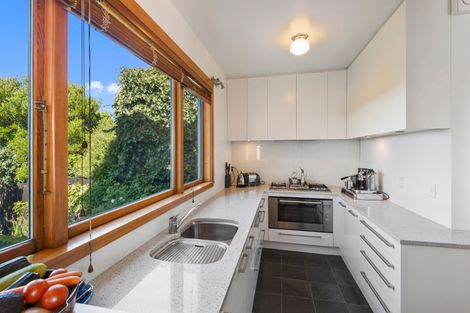 Photo of property in 5 Hackthorne Road, Cashmere, Christchurch, 8022