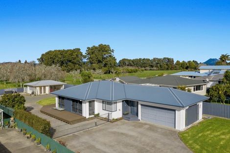 Photo of property in 13 East Bank Road, Thornton, Whakatane, 3193