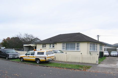 Photo of property in 5 Fisk Street, Naenae, Lower Hutt, 5011