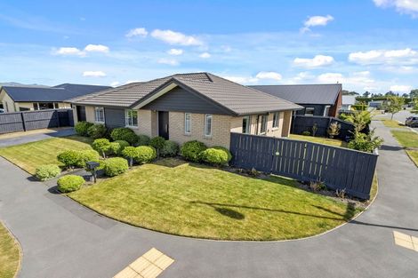 Photo of property in 33 Bradwell Crescent, Halswell, Christchurch, 8025