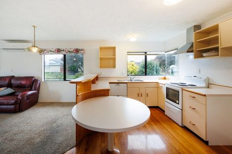 Photo of property in 26 Peppertree Glade, Kelvin Grove, Palmerston North, 4414