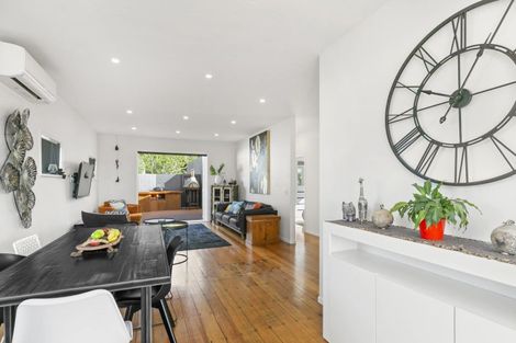 Photo of property in 1/15a Box Hill, Khandallah, Wellington, 6035