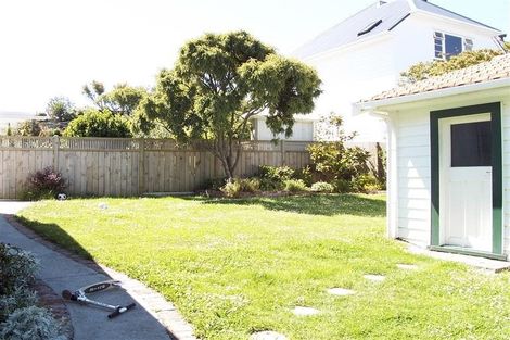 Photo of property in 1 Ranui Crescent, Khandallah, Wellington, 6035