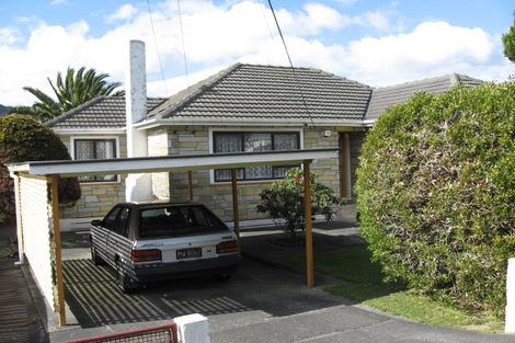 Photo of property in 21 Bledisloe Crescent, Wainuiomata, Lower Hutt, 5014