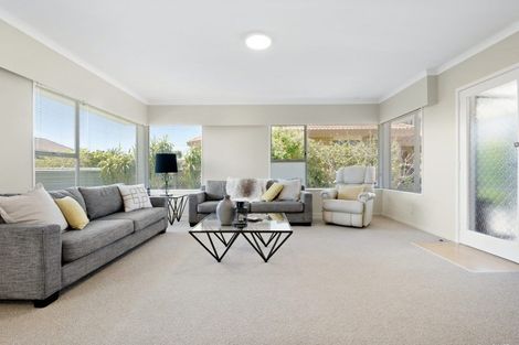 Photo of property in 3/21 Jutland Road, Hauraki, Auckland, 0622