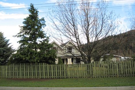 Photo of property in 17 Pyke Street, Clyde, 9330