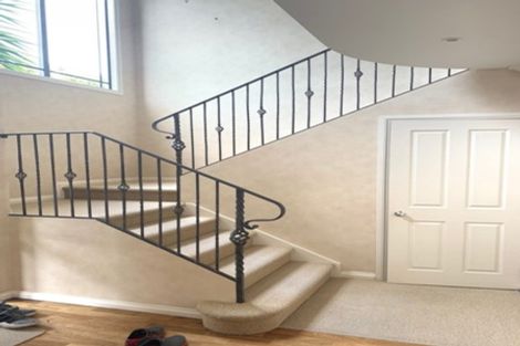 Photo of property in 21 Tumbridge Place, Somerville, Auckland, 2014