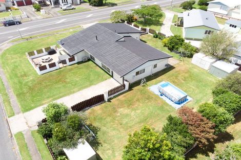 Photo of property in 43 Mahana Road, Ngatea, 3503