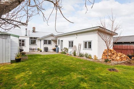 Photo of property in 25 Argyle Avenue, Takaro, Palmerston North, 4410