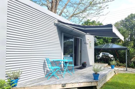 Photo of property in 9 Milton Terrace, Picton, 7220