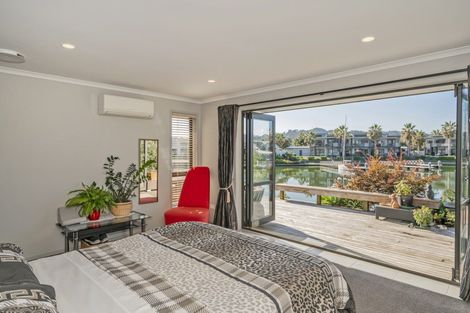 Photo of property in 10 Kelly Place, Whitianga, 3510