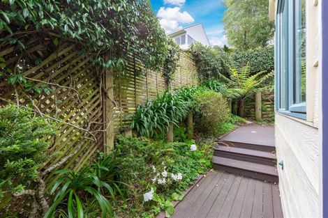 Photo of property in 171 West Harbour Drive, West Harbour, Auckland, 0618