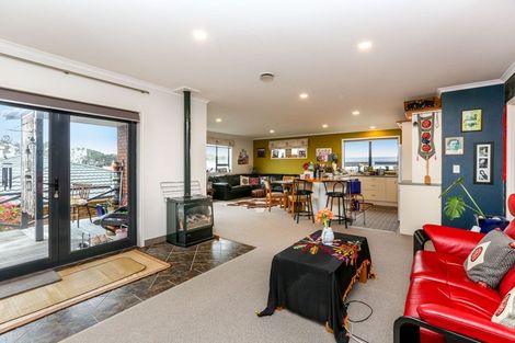 Photo of property in 2/75 Hine Street, New Plymouth, 4310