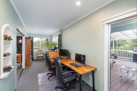 Photo of property in 13 Chichester Drive, Pinehaven, Upper Hutt, 5019