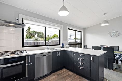 Photo of property in 33 Wordsworth Road, Manurewa, Auckland, 2102