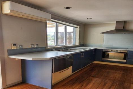 Photo of property in 144 Forrest Hill Road, Forrest Hill, Auckland, 0620