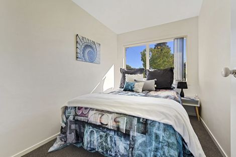 Photo of property in 73 Settlement Road, Papakura, 2110