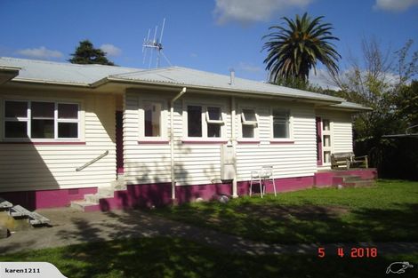 Photo of property in 89 Queenwood Road, Levin, 5510
