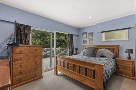 Photo of property in 43 Wood Street, Wainuiomata, Lower Hutt, 5014