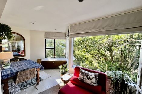 Photo of property in 15/18 Parr Terrace, Castor Bay, Auckland, 0620