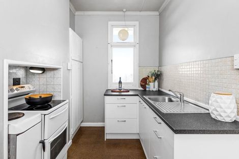 Photo of property in 63 Gloucester Street, Greenmeadows, Napier, 4112