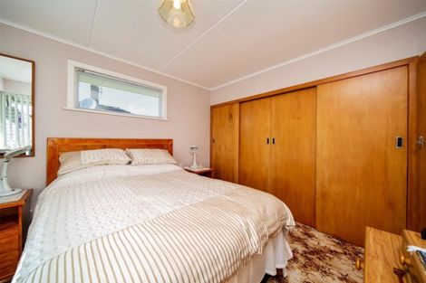 Photo of property in 9 Ropata Street, Hawera, 4610
