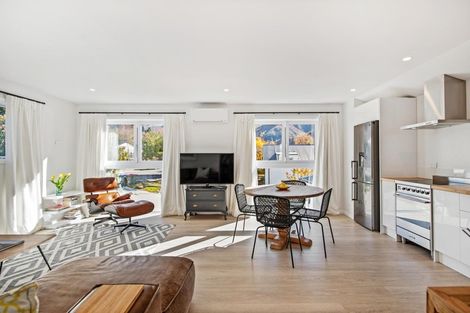 Photo of property in 17a Devon Street, Arrowtown, 9302