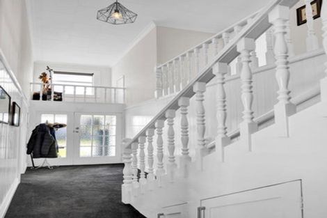 Photo of property in 36 Tawhiti Road, Hawera, 4610