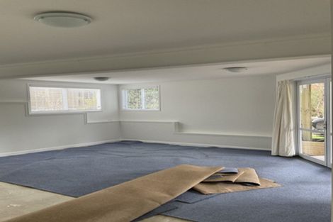 Photo of property in 22a Knightsbridge Drive, Forrest Hill, Auckland, 0620