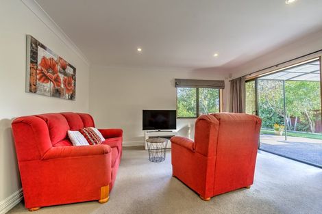 Photo of property in 9 Montrose Crescent, Huntington, Hamilton, 3210