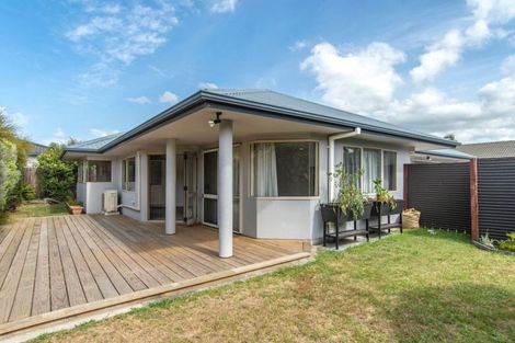 Photo of property in 69 Dalton Drive, Papamoa Beach, Papamoa, 3118