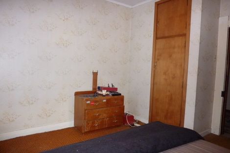 Photo of property in 14 Queen Street, Westport, 7825