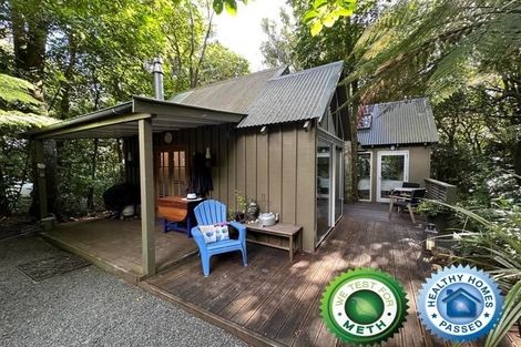 Photo of property in 23b Kakariki Grove, Waikanae, 5036