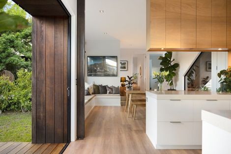 Photo of property in 12 Arran Lane, Jacks Point, Queenstown, 9371