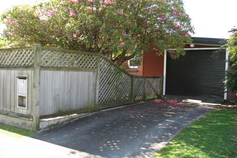 Photo of property in 39 Guthrie Street, Waterloo, Lower Hutt, 5011