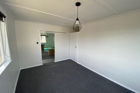 Photo of property in 128 Cornfoot Street, Castlecliff, Whanganui, 4501