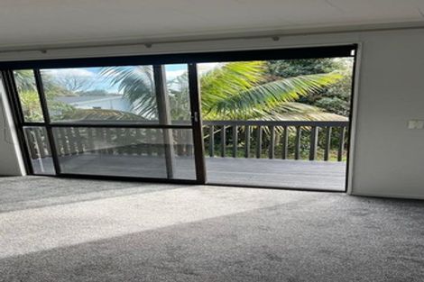 Photo of property in 41 Lavelle Road, Henderson, Auckland, 0612