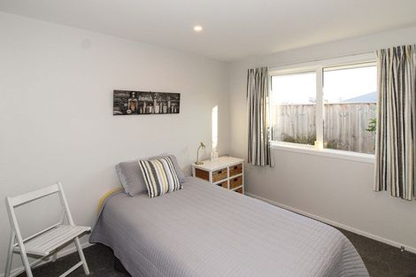 Photo of property in 28 Feist Street, Carterton, 5713