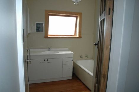 Photo of property in 106 The Parade, Paekakariki, 5034